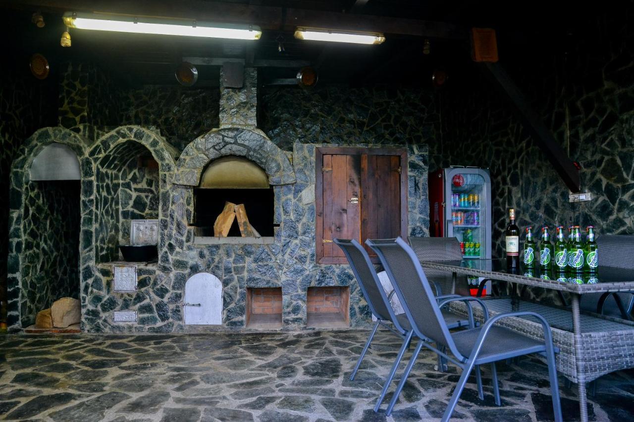 Casa Avram Villa Ramnicu Valcea Ngoại thất bức ảnh