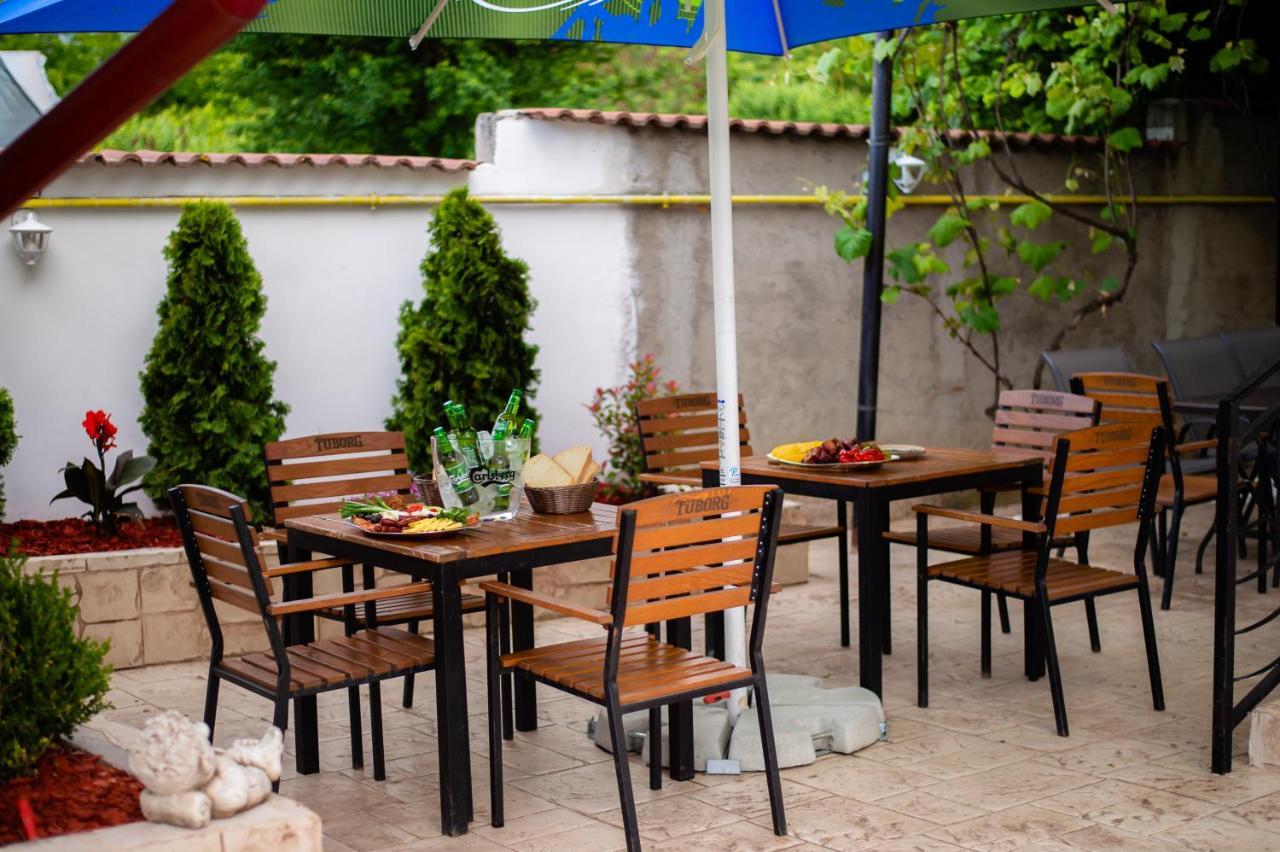 Casa Avram Villa Ramnicu Valcea Ngoại thất bức ảnh