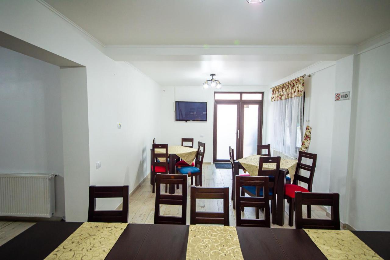 Casa Avram Villa Ramnicu Valcea Ngoại thất bức ảnh