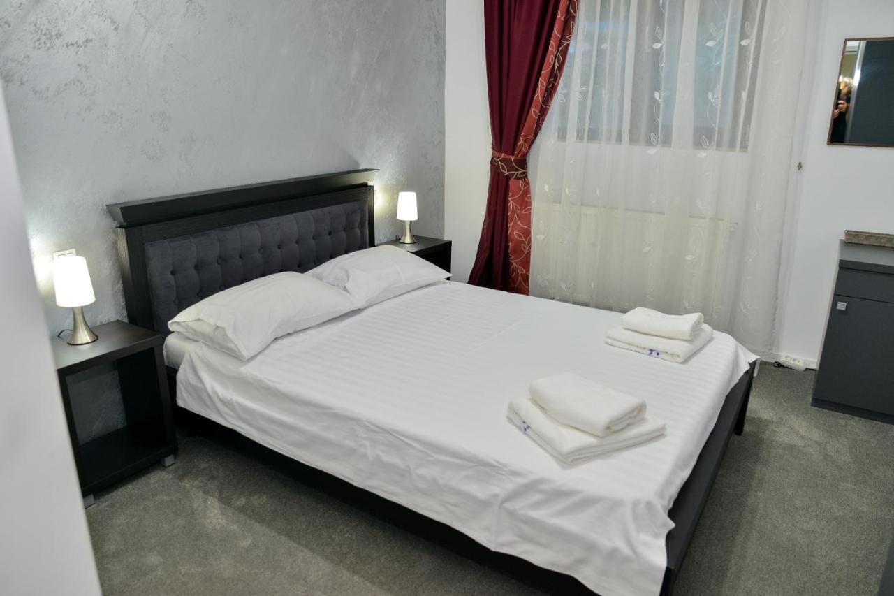 Casa Avram Villa Ramnicu Valcea Ngoại thất bức ảnh