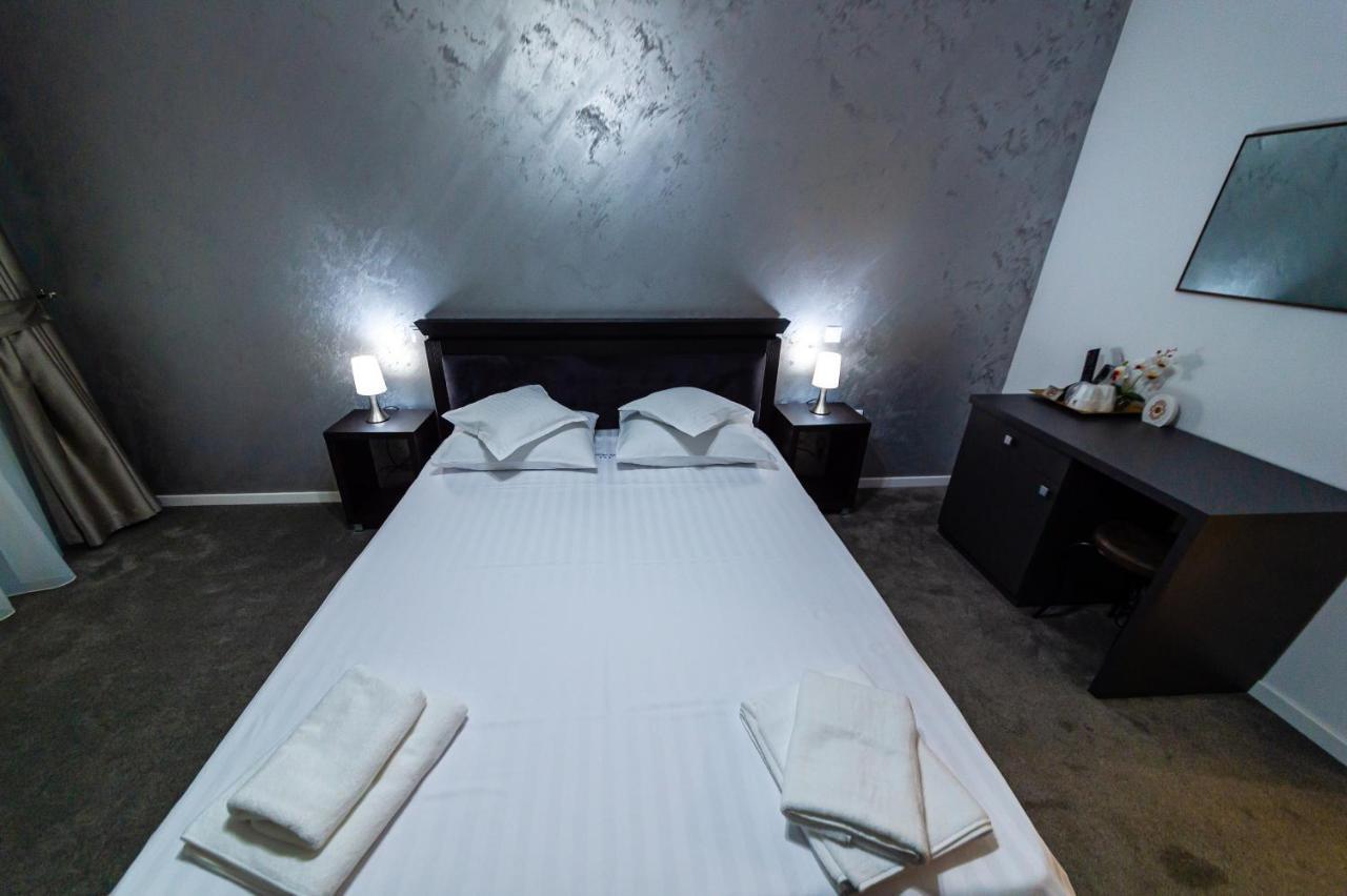 Casa Avram Villa Ramnicu Valcea Ngoại thất bức ảnh