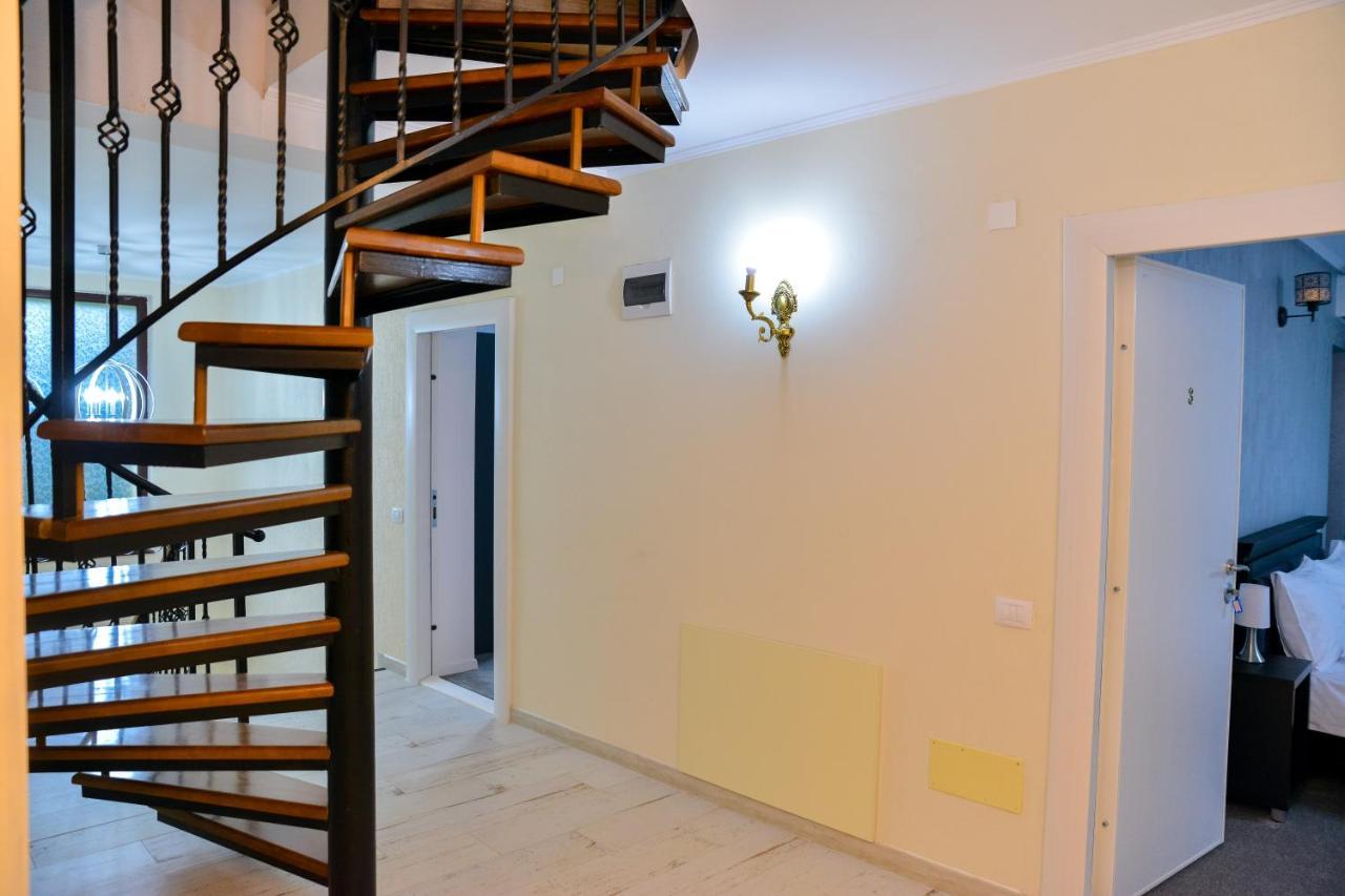 Casa Avram Villa Ramnicu Valcea Ngoại thất bức ảnh